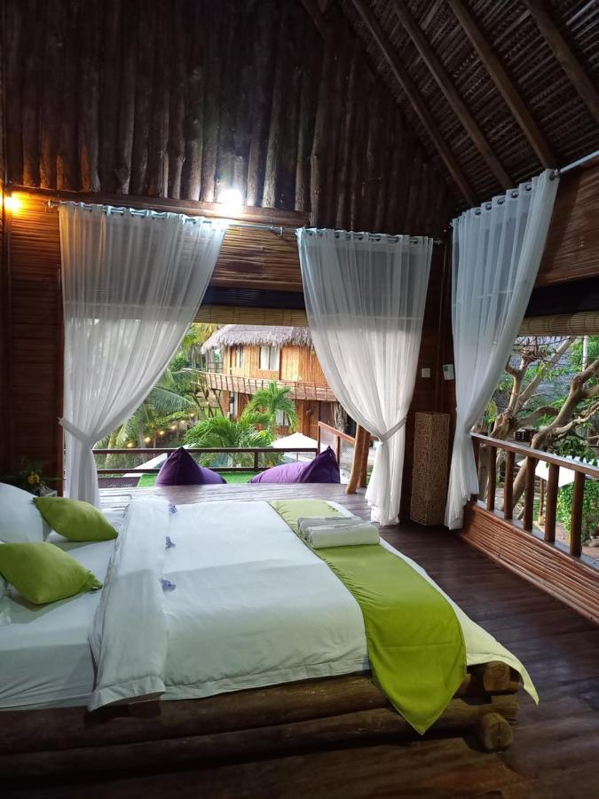 Вилла Gading Tree House Batununggul Экстерьер фото